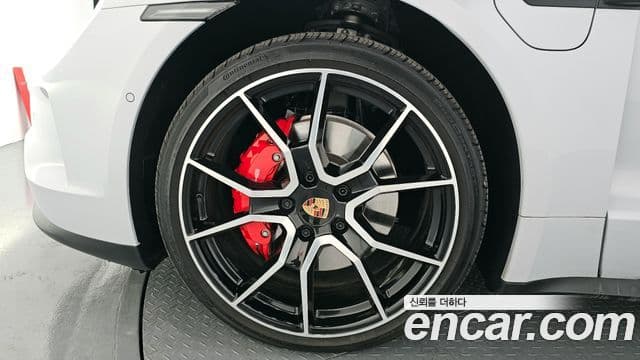 Porsche 타이칸 4S, 2025 все фото