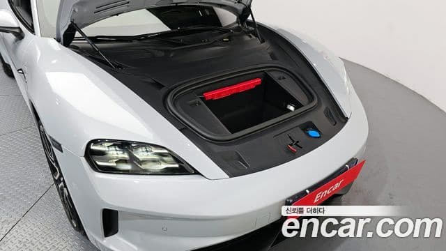 Porsche 타이칸 4S, 2025 6