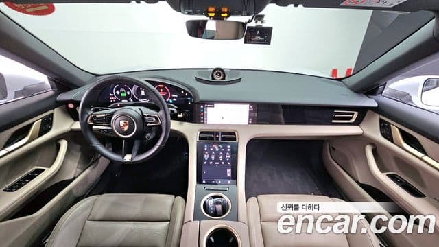 Porsche 타이칸 4S, 2025 7
