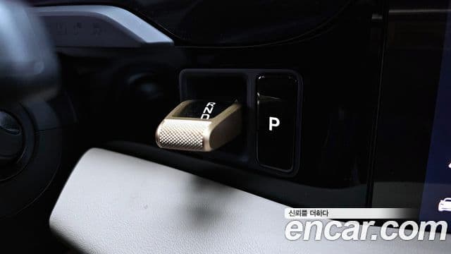 Porsche 타이칸 4S, 2025 9