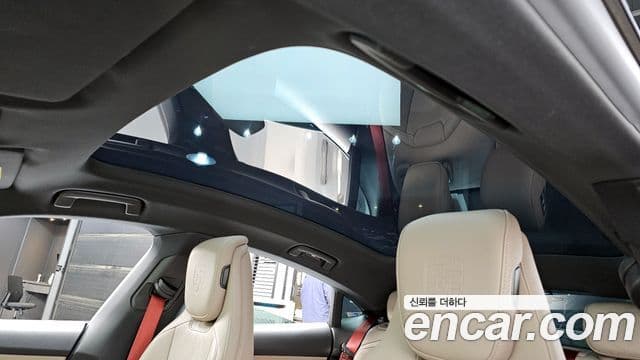 Porsche 타이칸 4S, 2025 15