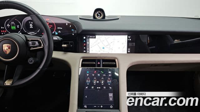 Porsche 타이칸 4S, 2025 17