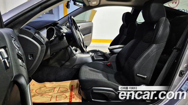 Hyundai Genesis купе 200 турбо D, 2010 12