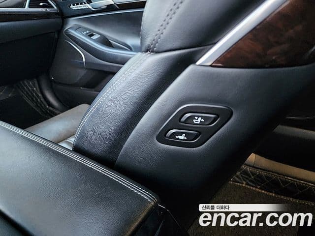 Genesis EQ900 Luxury, 2016 14