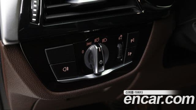 BMW 5시리즈 (G30) Luxury, 2022 14