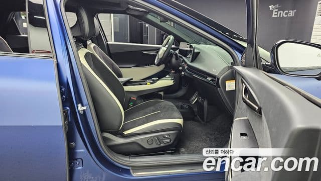 Kia The / новый New EV6 GT Line, 2025 11