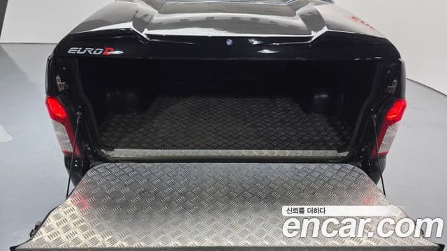 KG모빌리티(SsangYong) Korando Sport Club, 2015 20