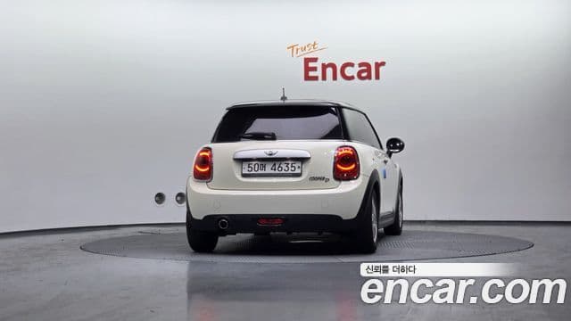 Mini Cooper D 3세대, 2015 4