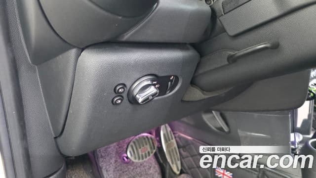 Mini Cooper D 3세대, 2015 18