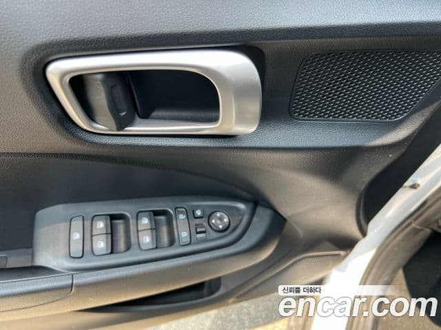 Hyundai Venue Premium, 2025 10