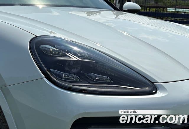 Porsche Cayenne (PO536) 3.0 E-гибрид купе, 2020 все фото