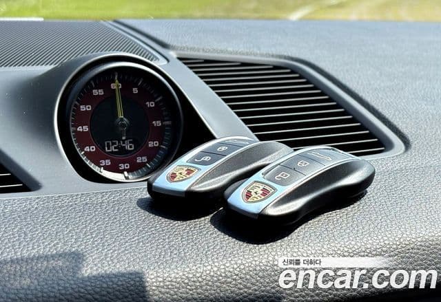 Porsche Cayenne (PO536) 3.0 E-гибрид купе, 2020 17