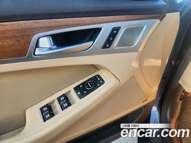 Genesis G80 Premium Luxury, 2017 16