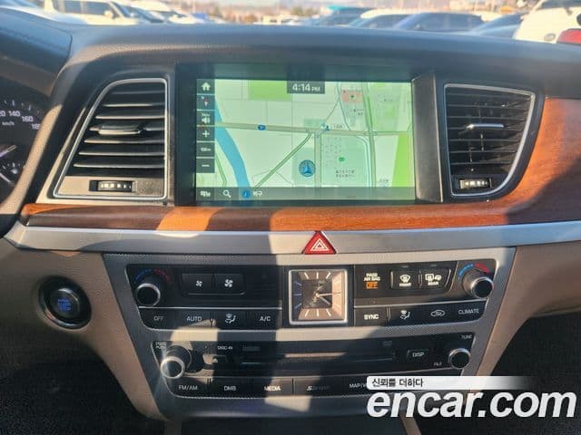 Genesis G80 Premium Luxury, 2017 17