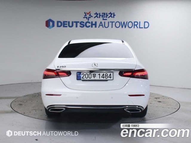 Mercedes-Benz E-класс W213 Exclusive, 2023 4