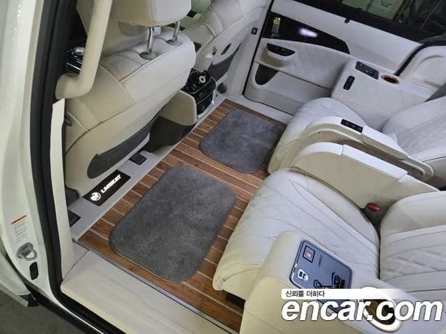 Kia Carnival 4세대 бензин 9인승 High Limousine(компания по спецнадстройкам), 2023 10