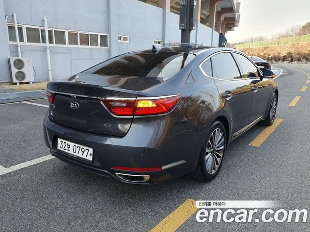 Kia All New K7 Prestige, 2016 8