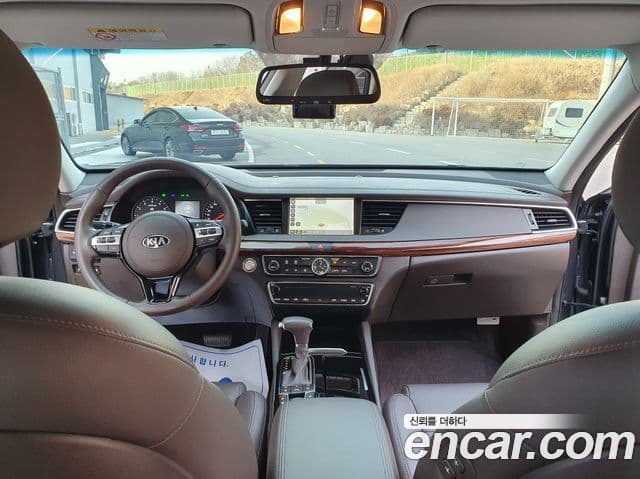 Kia All New K7 Prestige, 2016 9
