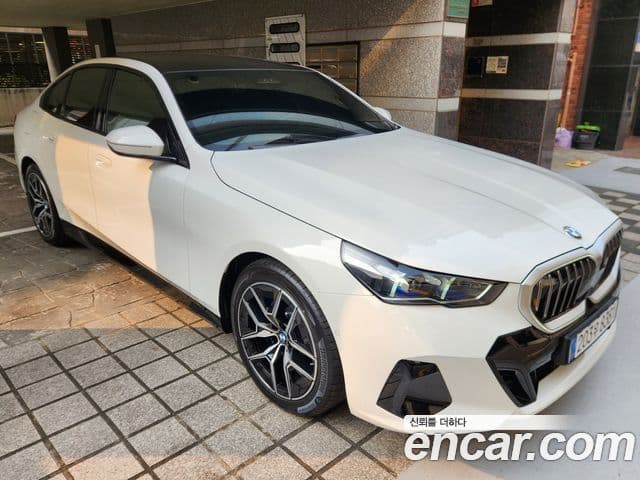 BMW 5시리즈 (G60) 520i M Sport, 2026 2
