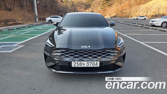 Kia K8 гибрид Noblesse, 2022 1