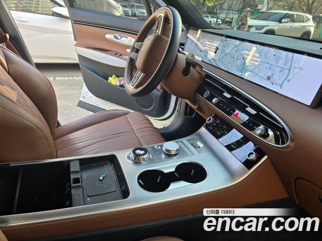 Genesis GV70, 2025 7