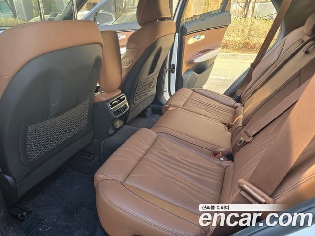 Genesis GV70, 2025 8