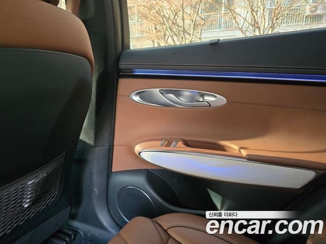 Genesis GV70, 2025 13