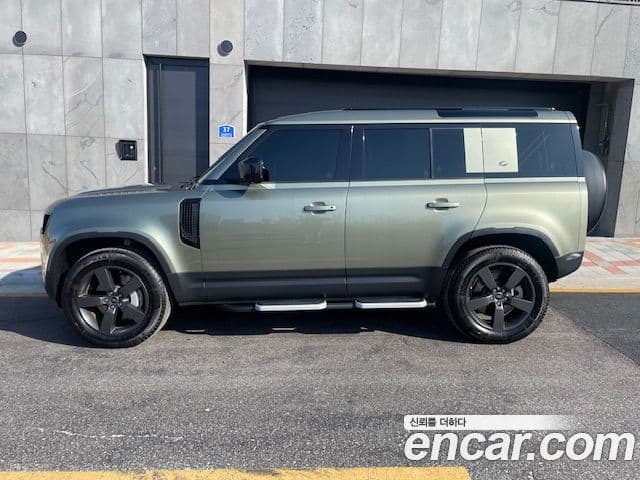 Land Rover Defender (L663) 110 D300 HSE, 2023 2