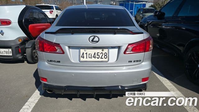 Lexus IS250 XE20, 2011 1