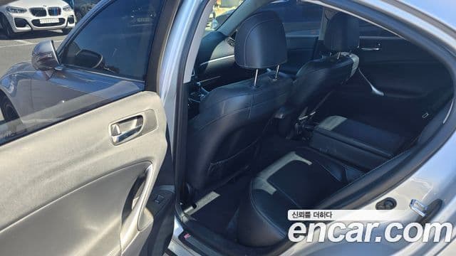 Lexus IS250 XE20, 2011 9