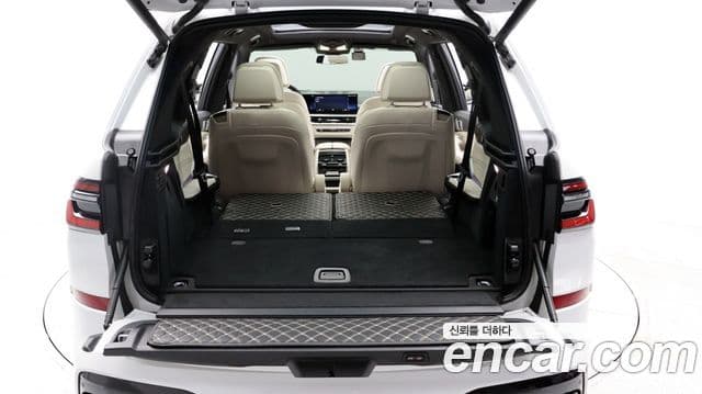 BMW X7 (G07) M60i xDrive M Sport 6인승, 2023 20