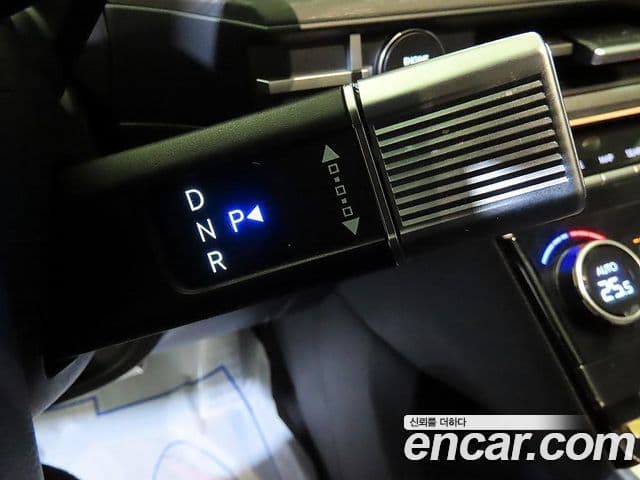 Hyundai Santa Fe (MX5) Calligraphy, 2025 12