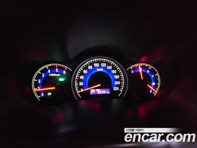 Kia Carnival R New Carnival лимузин GLX, 2011 8