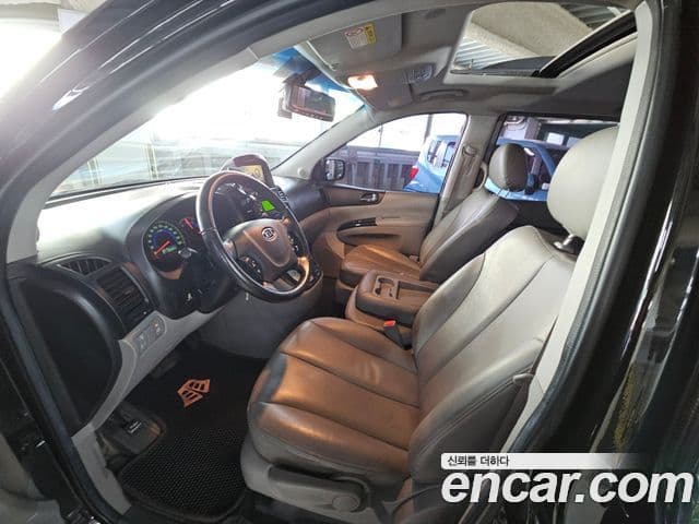 Kia Carnival R New Carnival лимузин GLX, 2011 10