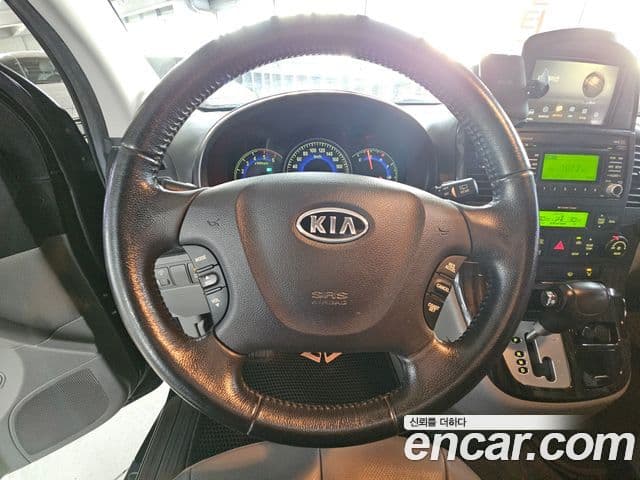 Kia Carnival R New Carnival лимузин GLX, 2011 14