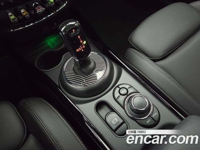 Mini Cooper 클럽맨 2세대, 2024 9