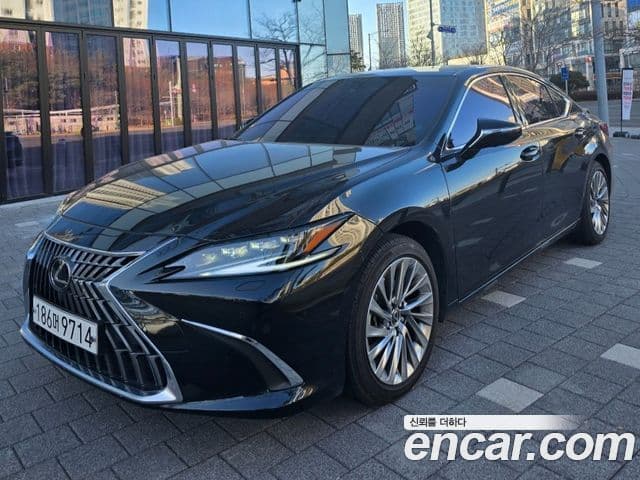Lexus ES300h 7세대 Executive, 2025 1