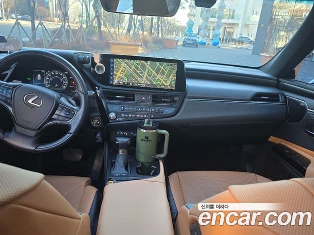 Lexus ES300h 7세대 Executive, 2025 7