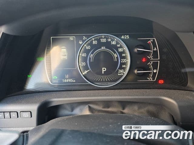 Lexus ES300h 7세대 Executive, 2025 8