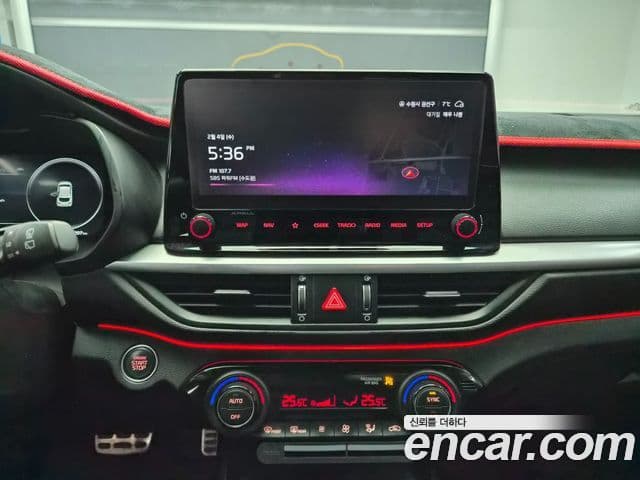 Kia The / новый New K3 2세대 Signature, 2022 13