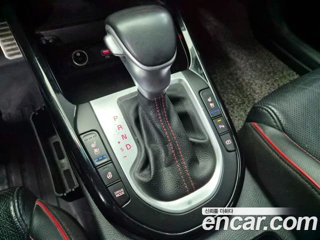 Kia The / новый New K3 2세대 Signature, 2022 14