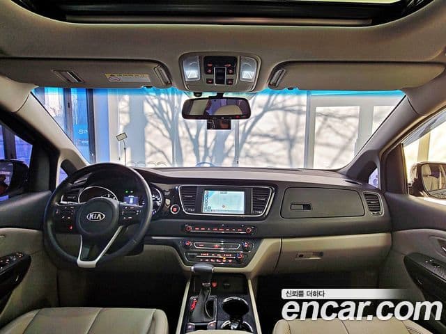 Kia The / новый New Carnival Noblesse, 2019 6