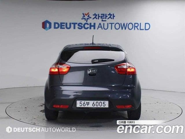 Kia All New Pride Luxury, 2014 4