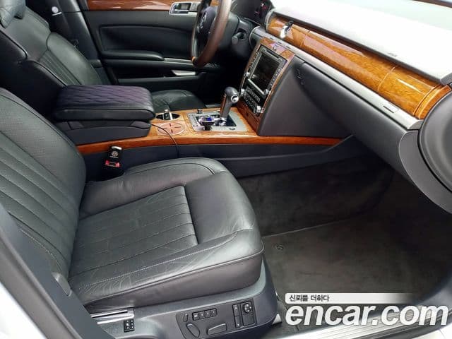 Volkswagen 페이톤 VW611, 2011 13