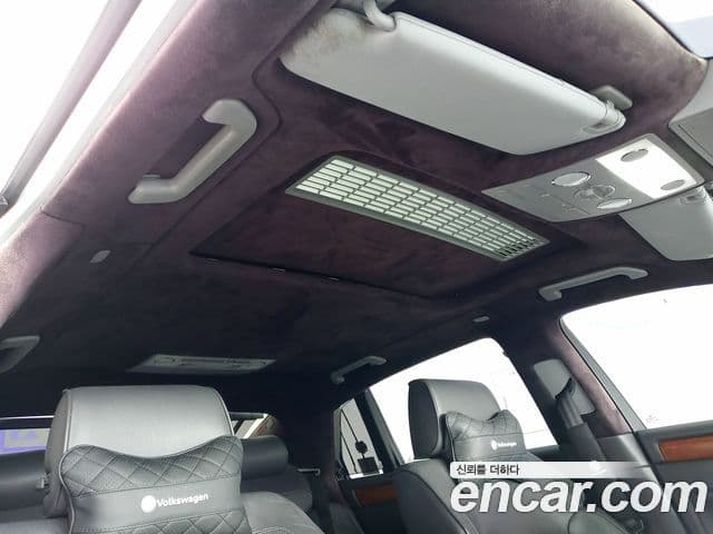 Volkswagen 페이톤 VW611, 2011 15