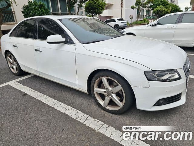 Audi New A4 B8, 2011 3