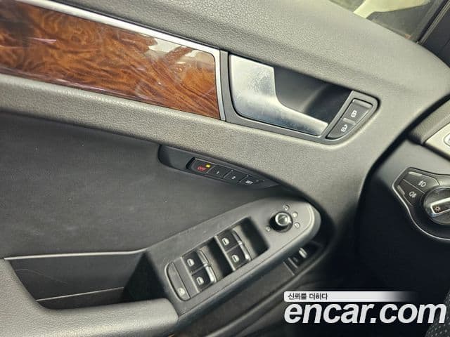 Audi New A4 B8, 2011 9