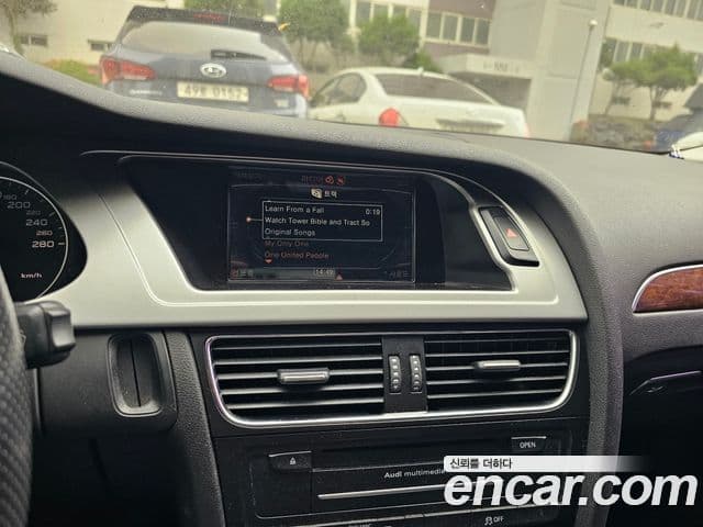 Audi New A4 B8, 2011 12