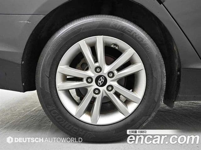 Hyundai LF Sonata Premium, 2015 6