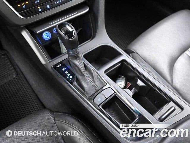 Hyundai LF Sonata Premium, 2015 10